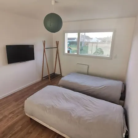 Maison Neuve Au Calme A 2 Pas Du Mans Et Des 24h. 펜션 Ruaudin