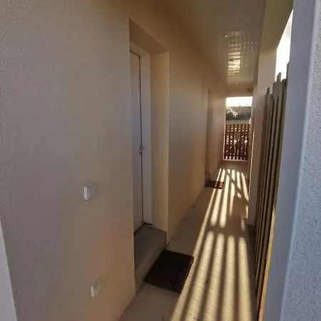 Maison Neuve Au Calme A 2 Pas Du Mans Et Des 24h. * Ruaudin