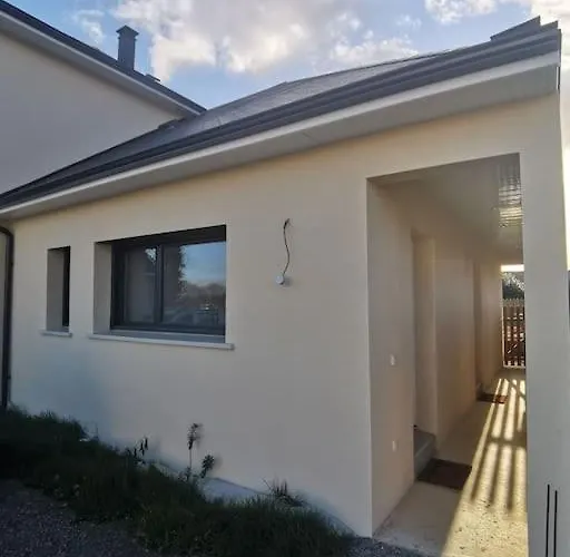 Maison Neuve Au Calme A 2 Pas Du Mans Et Des 24h. Ruaudin